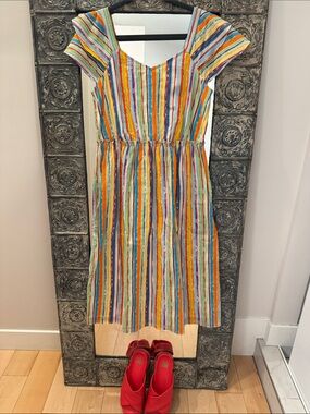 Women Multicolor Stripe Cotton Dress Large but fits Medium has pockets